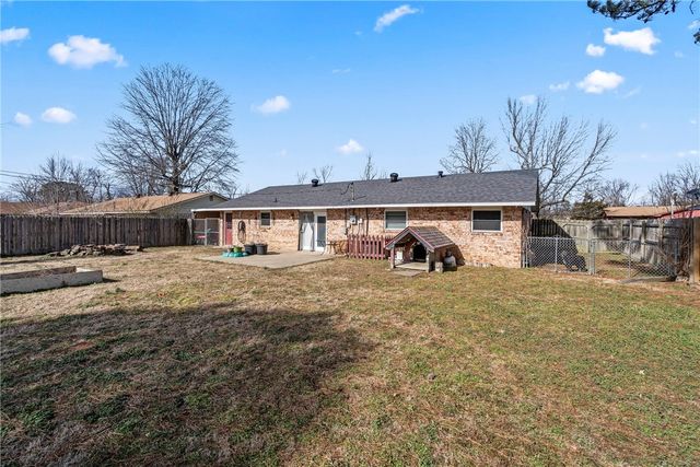 2005 Patti Avenue, Springdale, AR 72762
