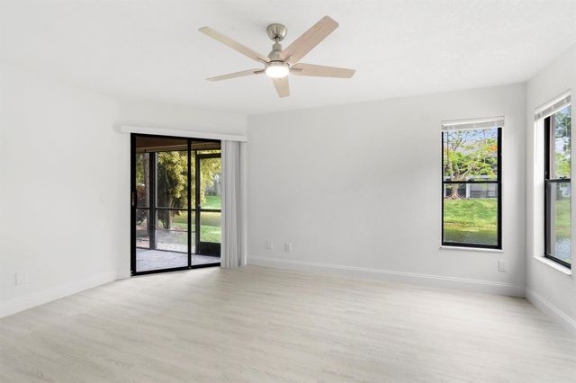 500 Crosswinds Drive F1, Greenacres, FL 33413