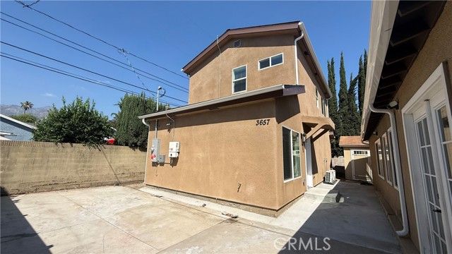 3657 Mountain View, Pasadena, CA 91107