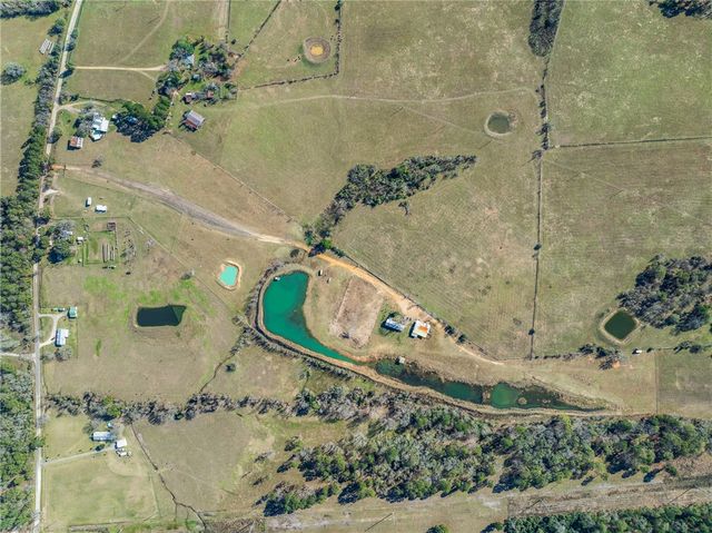 10802 County Road 203, Plantersville, TX 77363