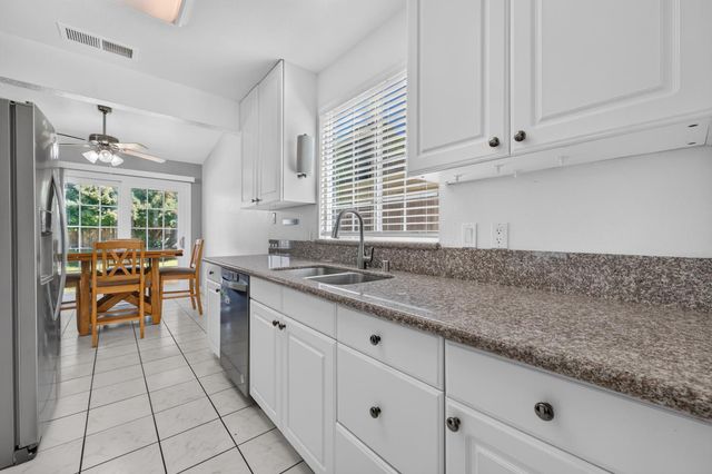 10951 Hirschfeld Way, Rancho Cordova, CA 95670