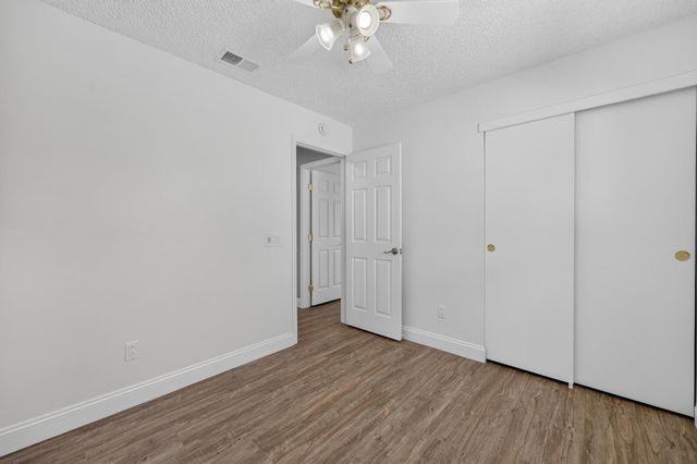 10951 Hirschfeld Way, Rancho Cordova, CA 95670