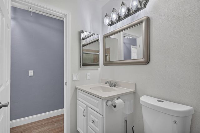 10951 Hirschfeld Way, Rancho Cordova, CA 95670