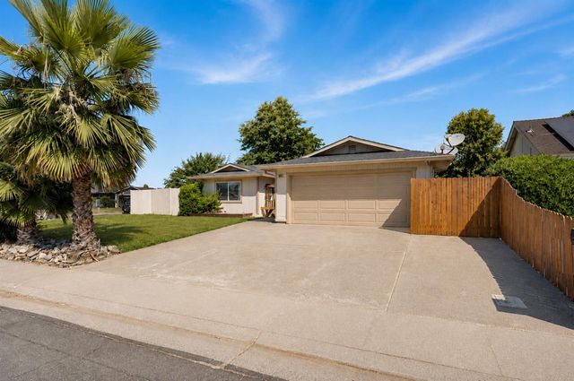 10951 Hirschfeld Way, Rancho Cordova, CA 95670