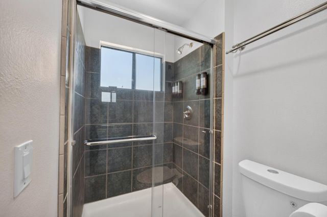 10951 Hirschfeld Way, Rancho Cordova, CA 95670