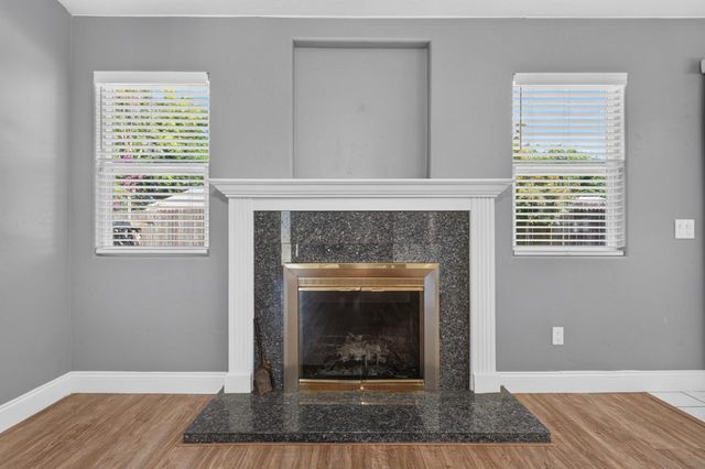 10951 Hirschfeld Way, Rancho Cordova, CA 95670