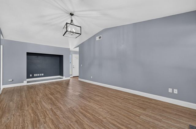 10951 Hirschfeld Way, Rancho Cordova, CA 95670