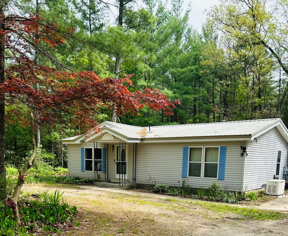 5842 Beech Street, Cedar Creek Twp, MI 49457
