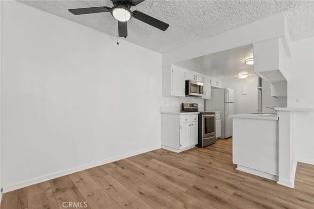 8649 Sunland Boulevard 5, Sun Valley, CA 91352