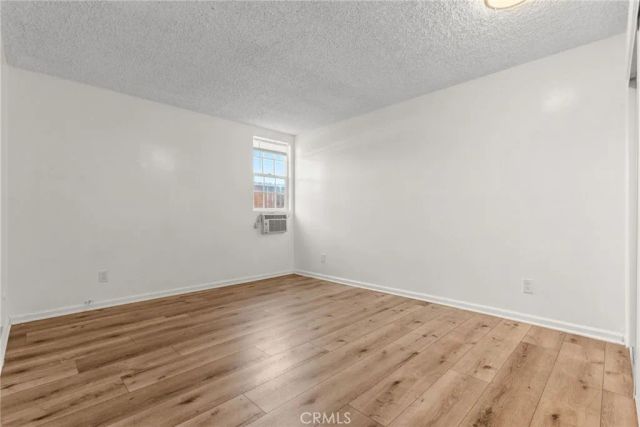 8649 Sunland Boulevard 5, Sun Valley, CA 91352