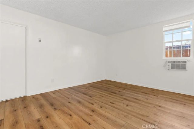 8649 Sunland Boulevard 5, Sun Valley, CA 91352