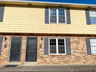 1403 Woodland St Apt B, Murfreesboro, TN 37129