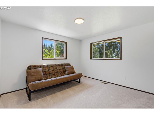 23757 Se SHADY VIEW Ln, Eagle Creek, OR 97022