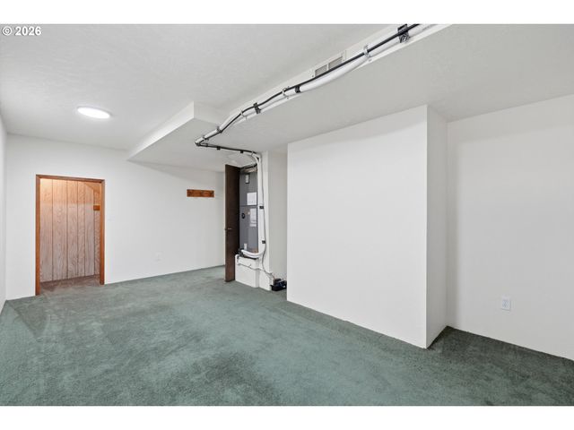 23757 Se SHADY VIEW Ln, Eagle Creek, OR 97022