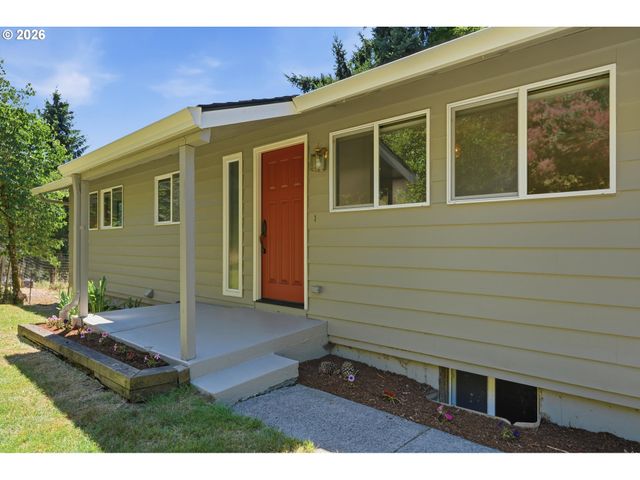 23757 Se SHADY VIEW Ln, Eagle Creek, OR 97022