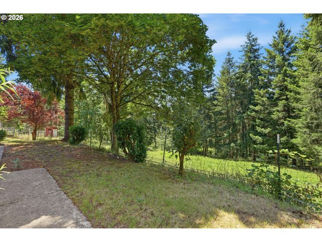 23757 Se SHADY VIEW Ln, Eagle Creek, OR 97022