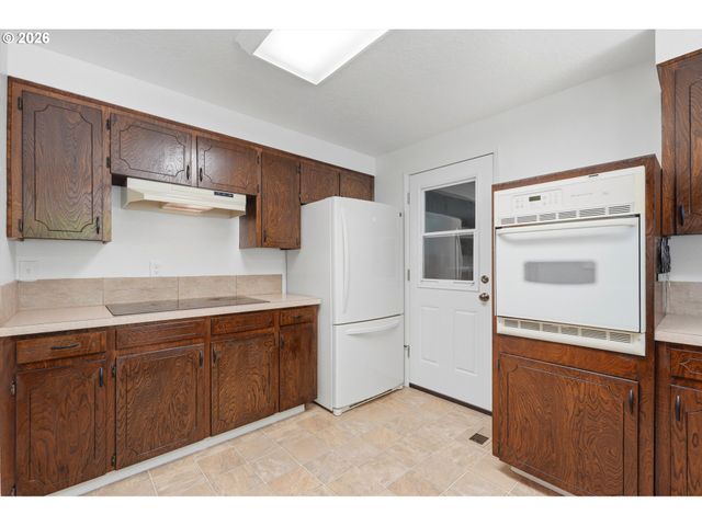 23757 Se SHADY VIEW Ln, Eagle Creek, OR 97022