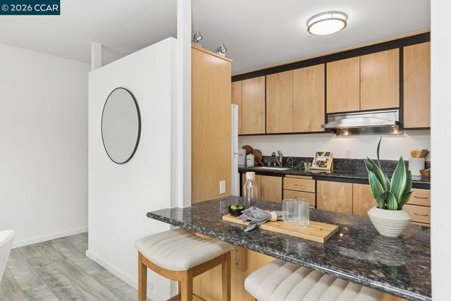 3945 Harrison Street 23, Oakland, CA 94611