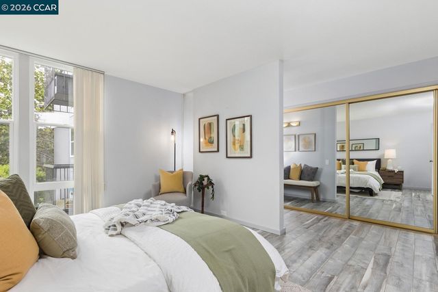 3945 Harrison Street 23, Oakland, CA 94611