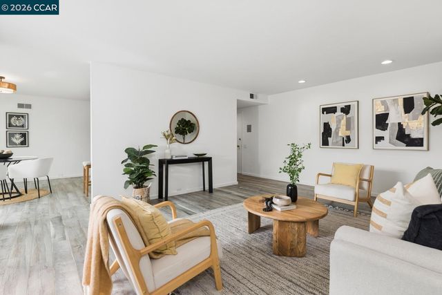 3945 Harrison Street 23, Oakland, CA 94611