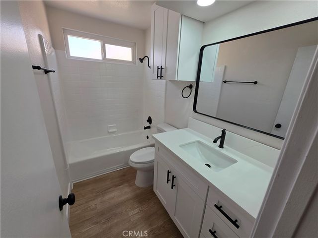 405 16th Street B, Huntington Beach, CA 92648