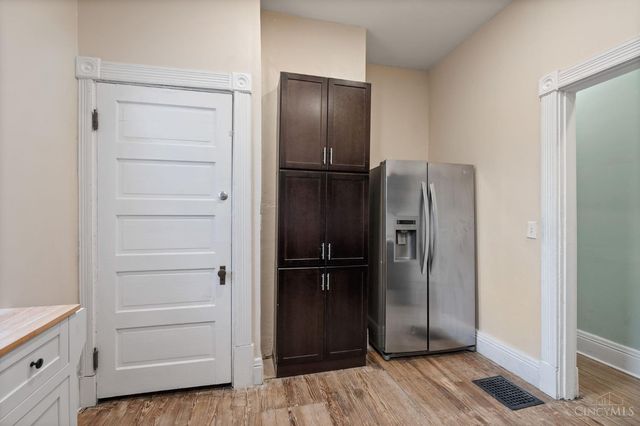 3711 Morris, Cincinnati, OH 45226