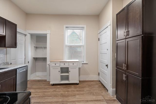 3711 Morris, Cincinnati, OH 45226