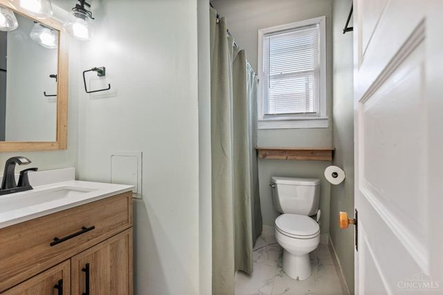 3711 Morris, Cincinnati, OH 45226