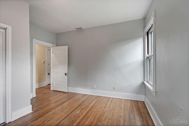 3711 Morris, Cincinnati, OH 45226