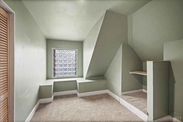 3711 Morris, Cincinnati, OH 45226