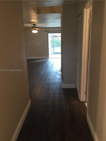 9810 NW 10th St 88, Pembroke Pines, FL 33024