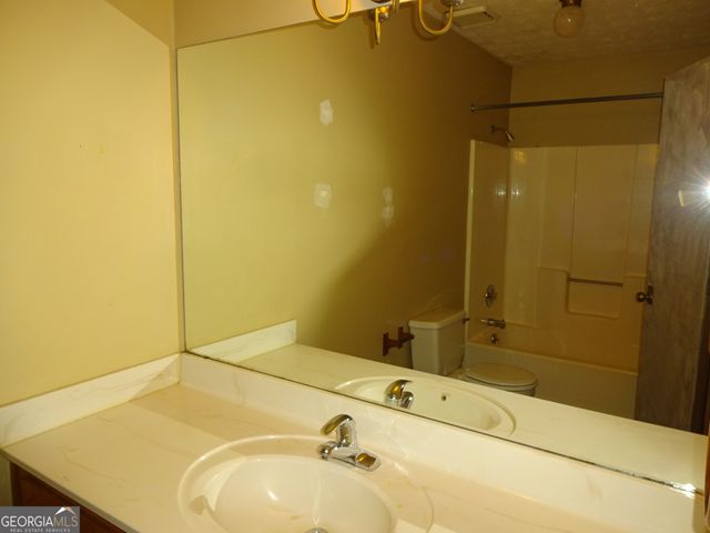 1535 Haynes Court, Grayson, GA 30017