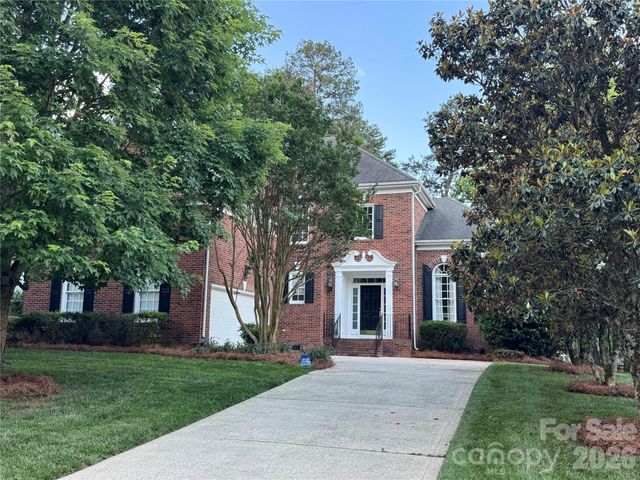 18324 Turnberry Court, Davidson, NC 28036