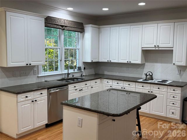 18324 Turnberry Court, Davidson, NC 28036