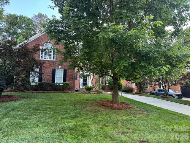18324 Turnberry Court, Davidson, NC 28036