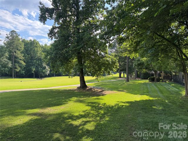 18324 Turnberry Court, Davidson, NC 28036