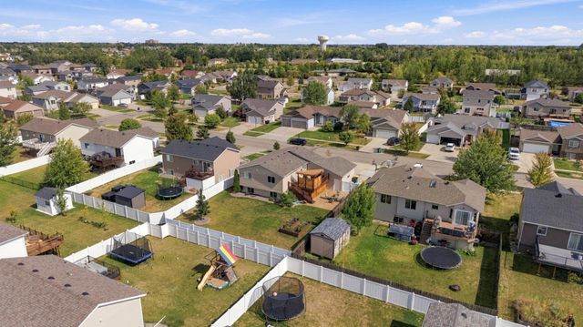 4422 10th Street W, West Fargo, ND 58078