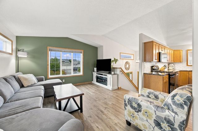 4422 10th Street W, West Fargo, ND 58078
