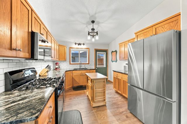 4422 10th Street W, West Fargo, ND 58078