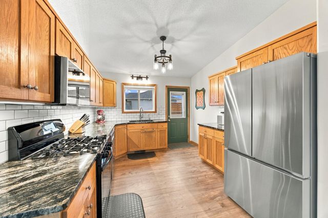 4422 10th Street W, West Fargo, ND 58078