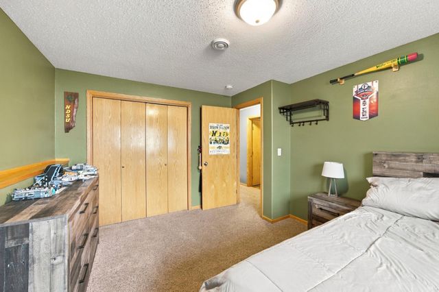 4422 10th Street W, West Fargo, ND 58078
