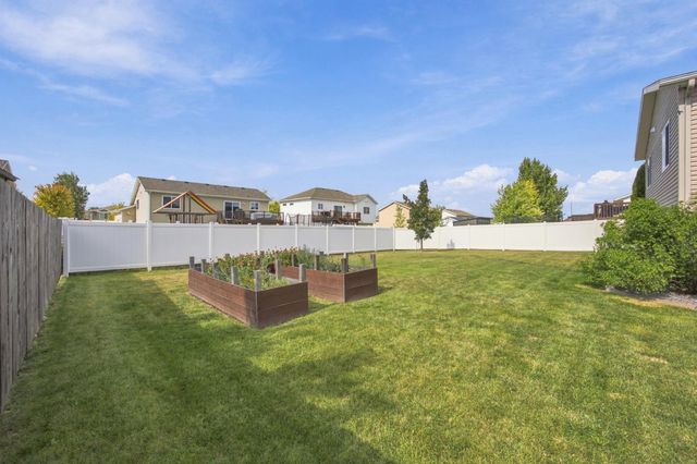 4422 10th Street W, West Fargo, ND 58078