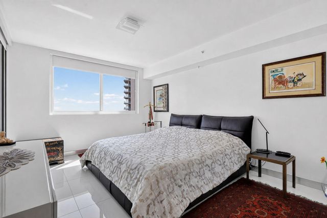 19400 Turnberry Way 921, Aventura, FL 33180