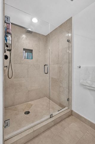19400 Turnberry Way 921, Aventura, FL 33180