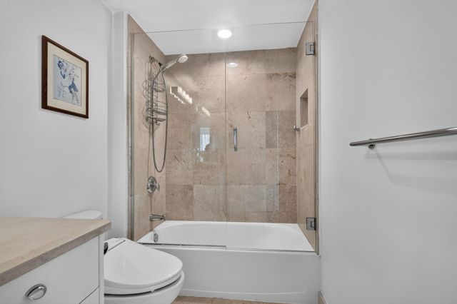 19400 Turnberry Way 921, Aventura, FL 33180