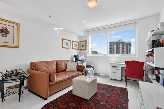 19400 Turnberry Way 921, Aventura, FL 33180