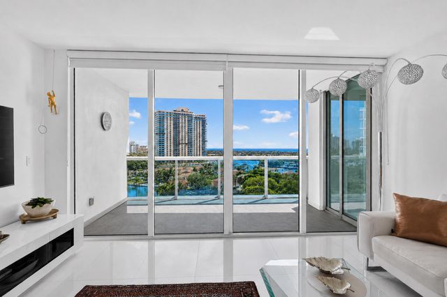 19400 Turnberry Way 921, Aventura, FL 33180