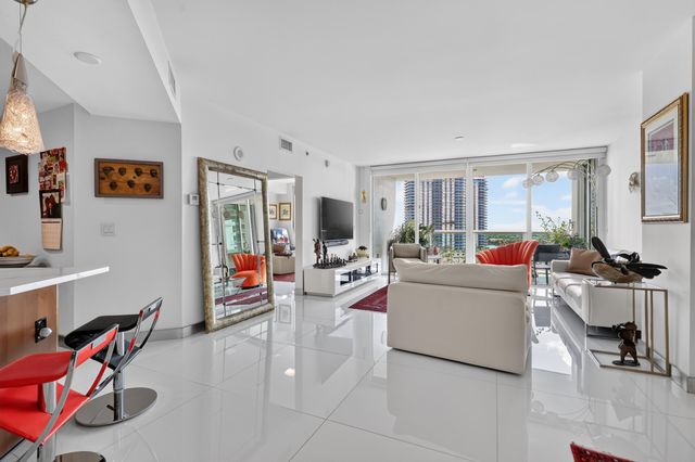 19400 Turnberry Way 921, Aventura, FL 33180