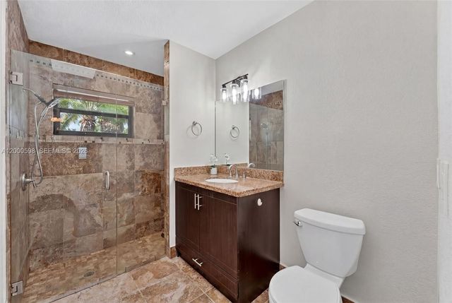 14711 Kirsten Ct, Davie, FL 33325