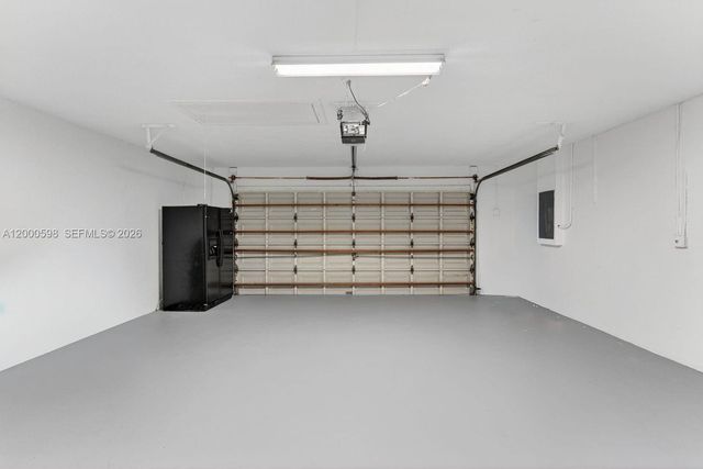 14711 Kirsten Ct, Davie, FL 33325